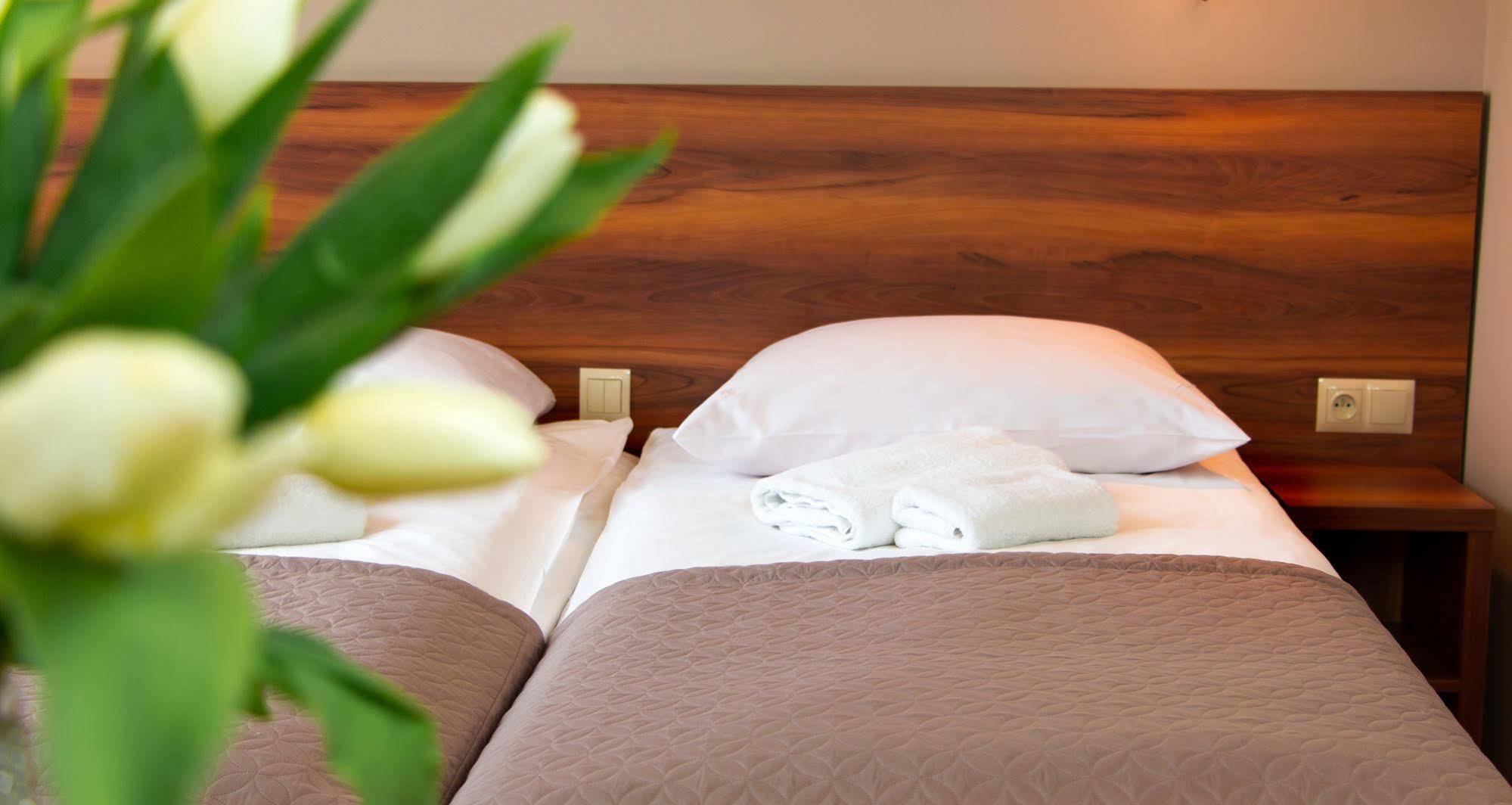 Voco Katowice By Ihg Hotel Luaran gambar